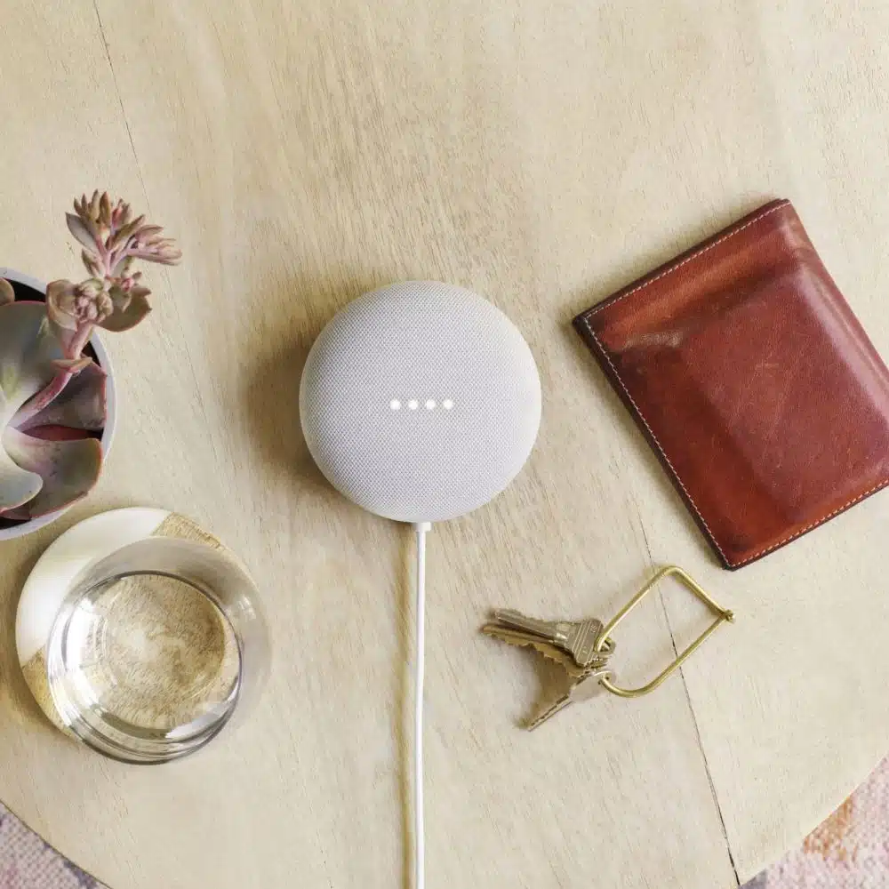 Coluna Google Nest Mini Branca com Assistente Google - Image 2
