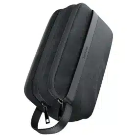 Bolsa de viagem Green Lion Tirana com tira de couro e zíperes resistentes, múltiplos compartimentos, material em couro PU e forro interno em flanela, design ergonômico e ideal para acessórios - Preta