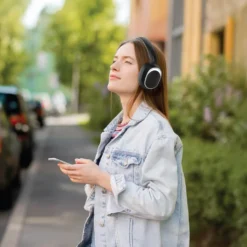 Auscultadores Bluetooth V 6.0 Santos com cancelamento de ruído ativo Green Lion - Image 3