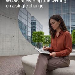 Alternative view of Amazon Kindle Scribe 32GB (2026) — Tela de 11” com aparência de papel e luz frontal —  Inclui caneta premium de grafite.